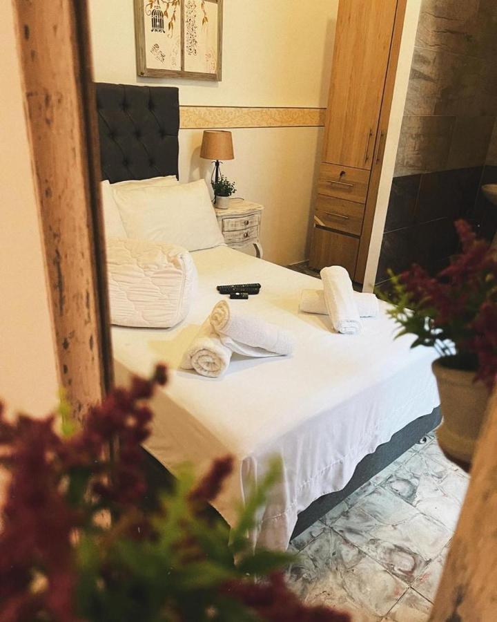 Casa Blanca San Antonio Hostal Boutique Cali Bagian luar foto