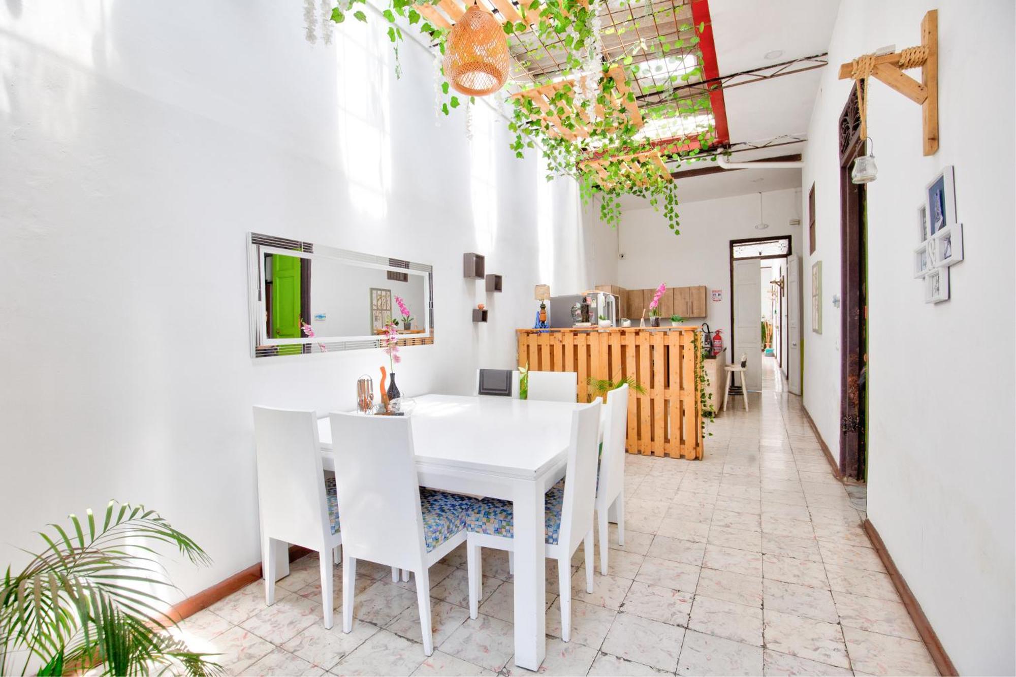 Casa Blanca San Antonio Hostal Boutique Cali Bagian luar foto