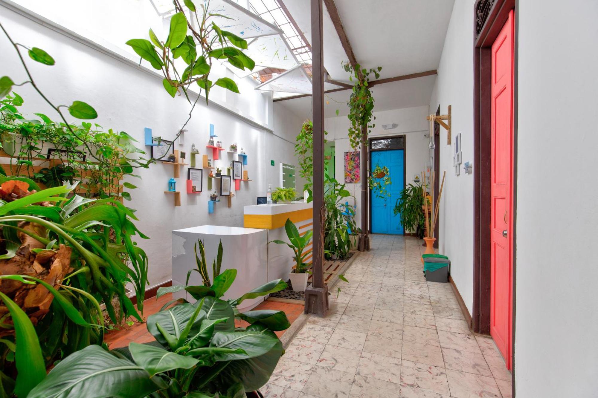 Casa Blanca San Antonio Hostal Boutique Cali Bagian luar foto