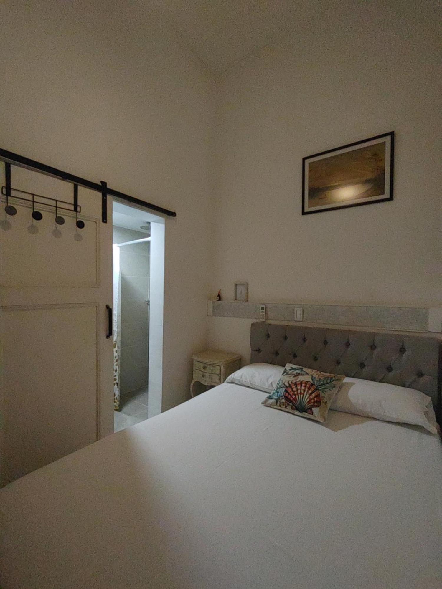 Casa Blanca San Antonio Hostal Boutique Cali Ruang foto